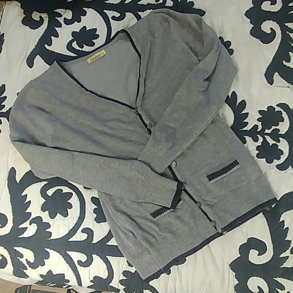 Smiton Cardigan - Picture 1 of 6